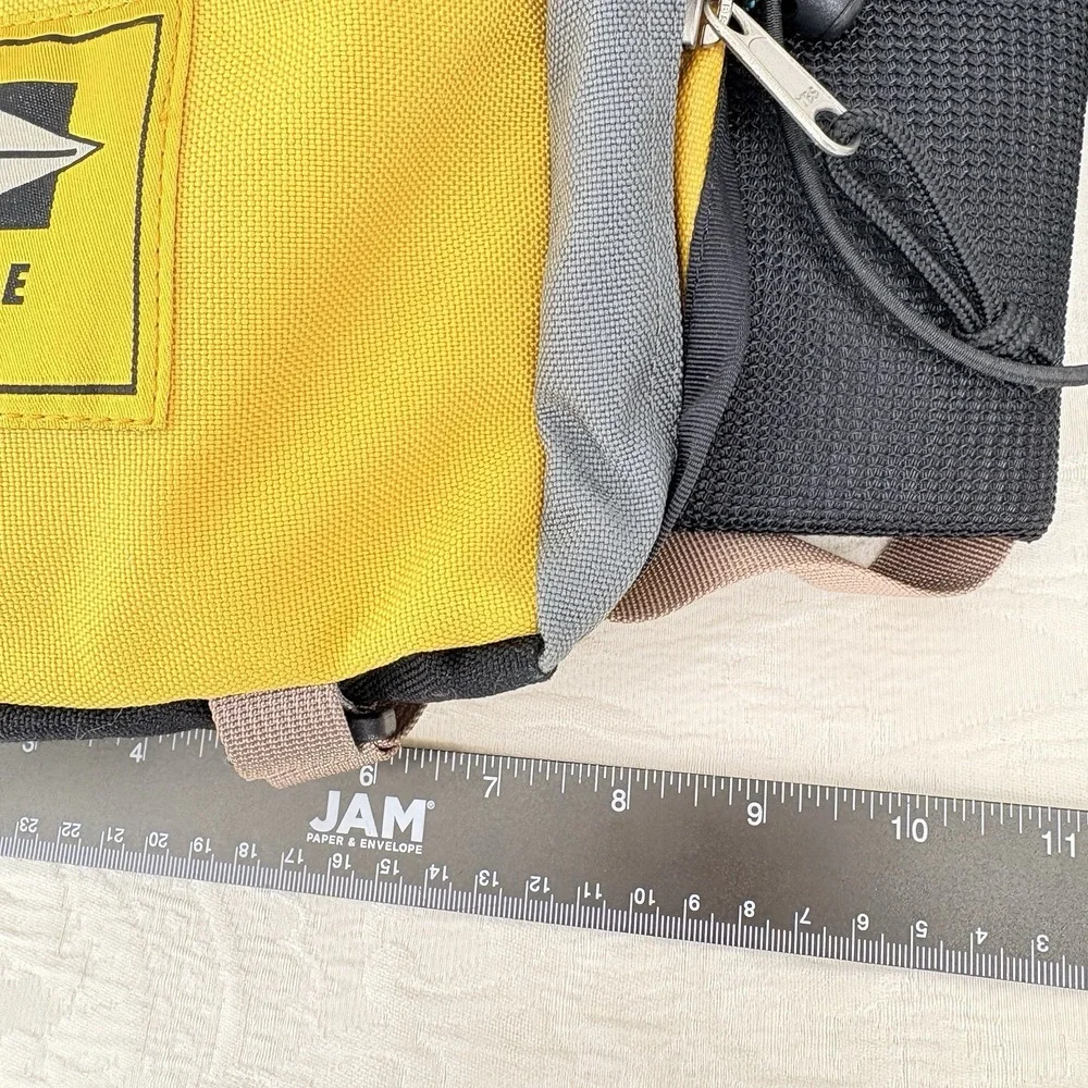 Vintage Atlas Snow-Shoe Company Fanny Pack - Picture 9 of 10